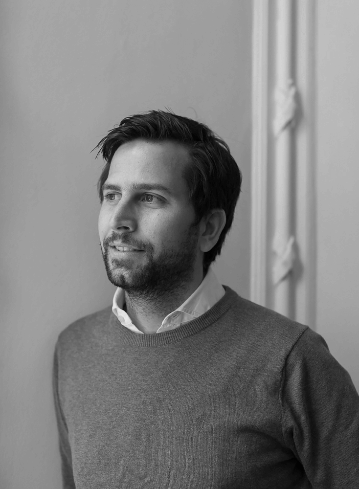 Senior Associate Director Gonzalo Costa