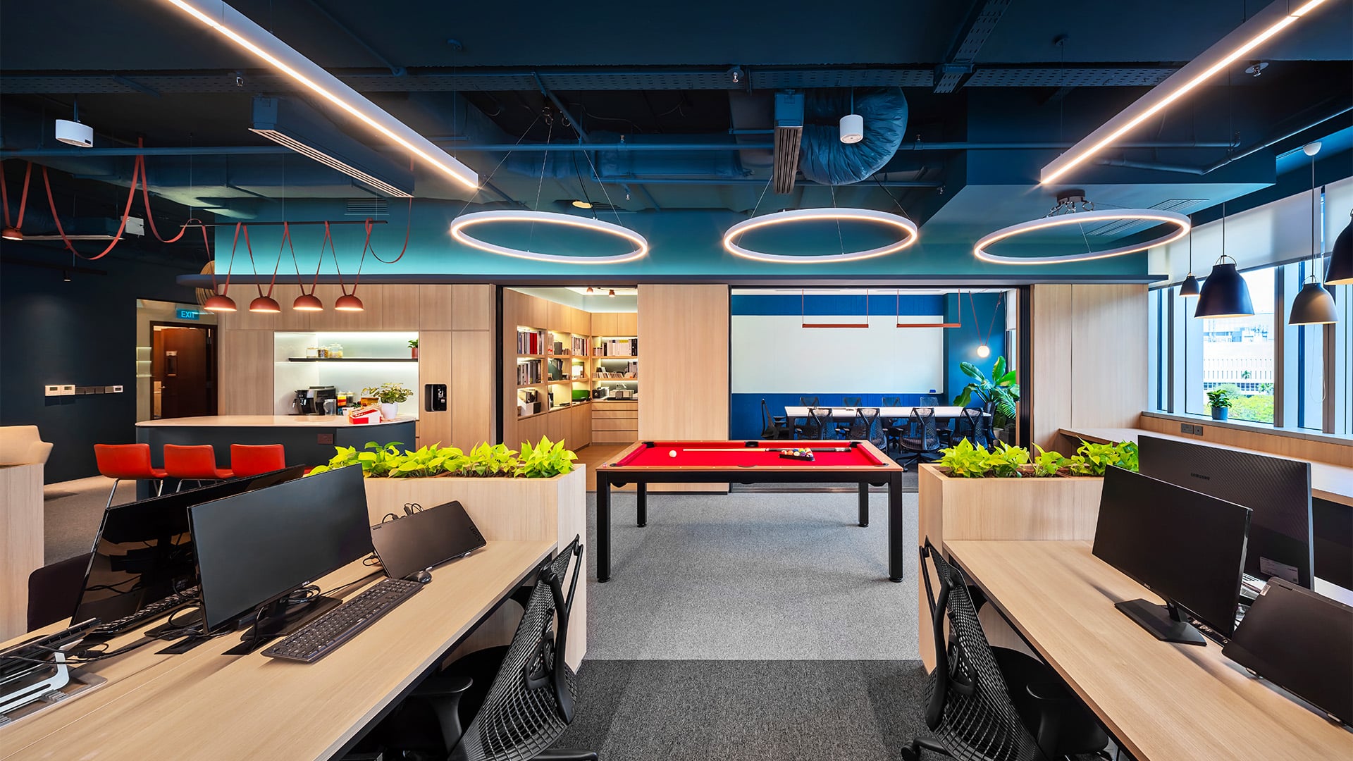 SOG design Telok Ayer Office - work and play boundaries