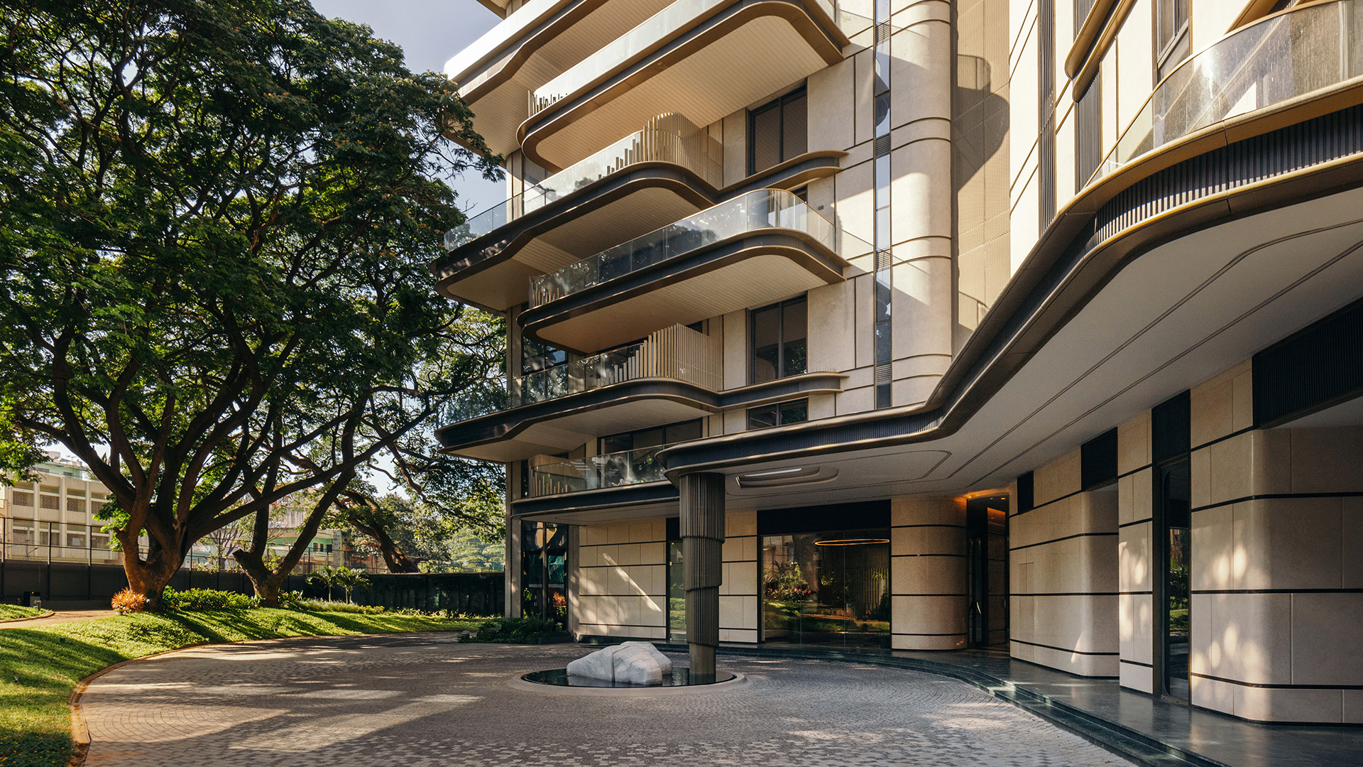 27 Summit driveway